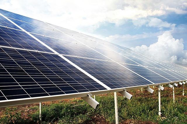 Neue Förderung: Solarstrom für Elektroautos