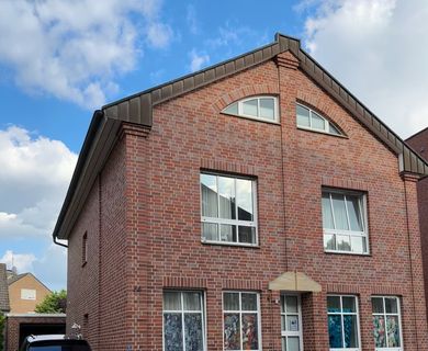 Wohnhaus in bester Lage mit viel Potenzial !!