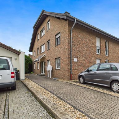 Gepflegte Wohnung, in kleiner Wohneinheit und ruhiger, zentraler Lage von Kreuzau.