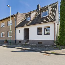 Sanierungsobjekt: Einfamilienhaus in attraktiver Lage in Lendersdorf!
