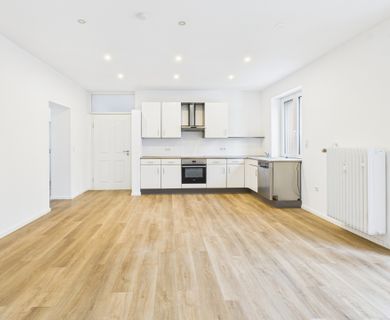 Moderne 3-Zimmer-Erdgeschosswohnung mit Terrasse und Garten am Stadtrand..