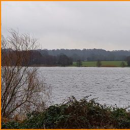 Grundstück am See