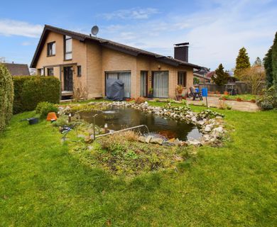Hier will ich bleiben! Freistehendes EFH mit Garage und toller Gartenoase