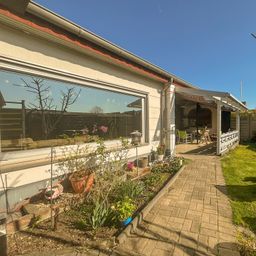Ebenerdiger Bungalow mit viel Nutzfläche in begehrter Lage!