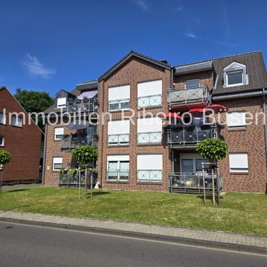 Helle 3-Zimmer-Wohnung mit Balkon sucht neue Mieter
