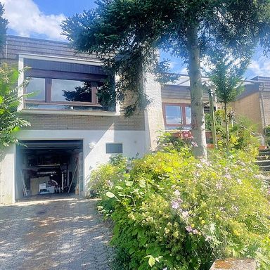 Haan-Ost  In ruhiger, stadtnaher Lage:  Freistehender Bungalow