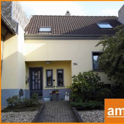 Nicht die Größe entscheidet, sondern das Gefühl Leben! Schnuckeliges Haus für die kleine Familie!