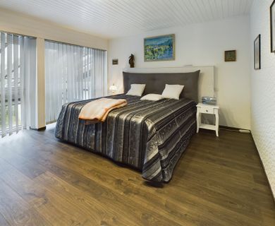 Schlafzimmer OG -1-