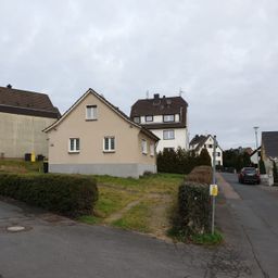 amarc21 – schönes Eckgrundstück mit EFH für Neubau