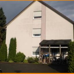 schönes Reihenendhaus in ruhiger Sackgasse.