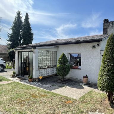 Einfamilienhaus Bungalow zu verkaufen! RESERVIERT! vermietet als Kapitalanlage möglich!