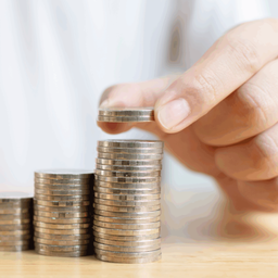 Immobilien und Inflation 2025: Wie sich Geldwertschwankungen auf Eigentum auswirken