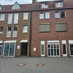 Ladenlokal am Marktplatz sucht neuen Mieter !!