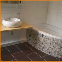 TOP !!!  5 Zi. Whg. ca.119m², in charmantem Altbau, sucht nette neue Mieter!