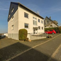 Was ein Ausblick! Geräumige Wohnung im Speckgürtel von Köln.