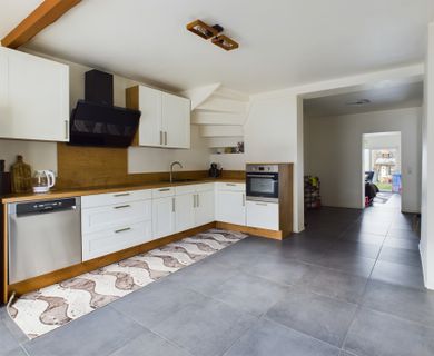 Charmant, gemütlich und saniert! Reihenhaus am Stadtrand von Düren..