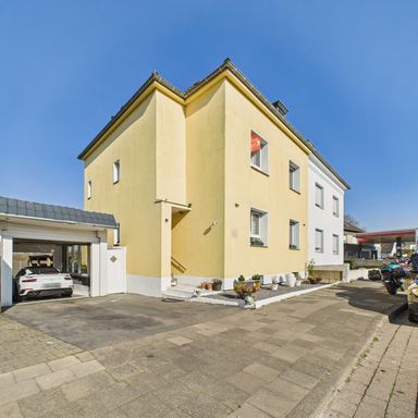 2-3 Familienhaus in Düren-Hoven – mit viel Potenzial!