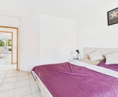 Schlafzimmer -2-