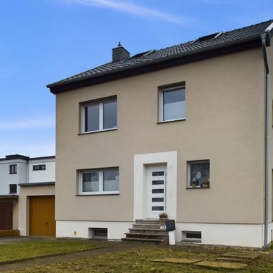Schöne Verwandlung mit traumhaften Dachgeschoss!