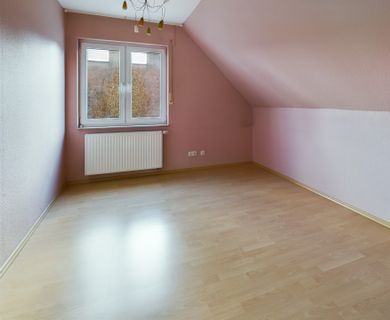 1. Kinderzimmer -1-
