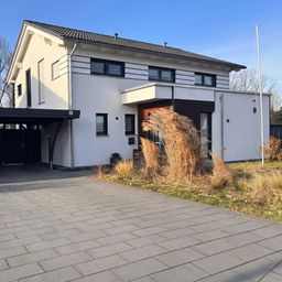 Modernes Einfamilienhaus – naturnah und komfortabel im Grünen wohnen!