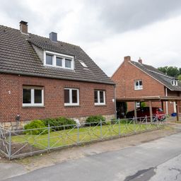 Renovierungsobjekt sucht nette Familie !!