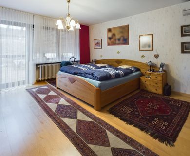 Schlafzimmer -1-