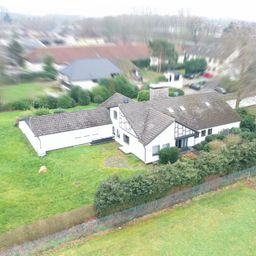 Repräsentatives Anwesen mit parkähnlichem Grundstück!