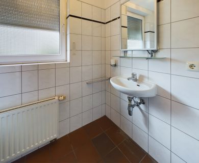 Gäste WC -1-