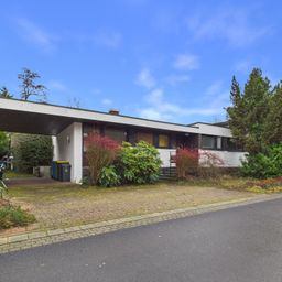 Vielseitig nutzbarer Bungalow mit Halle in Niederau. Starker Renovierungsbedarf!