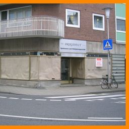 Einzelhandelsfläche mit riesigen Schaufenstern, in zentraler Eck-Lage!
***PROVISIONSFREI***