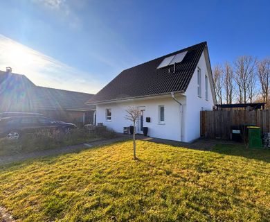 Stilvolles Wohnen mit Weitblick – Modernes Traumhaus auf großzügigem Grundstück in Wegberg