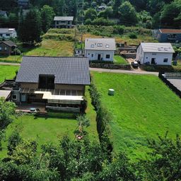 Naturnahes Leben und großzügiges Wohnen.. Freistehendes Einfamilienhaus mit Sauna in Hasenfeld!