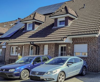 Moderne DHH im ruhigen Wohngebiet