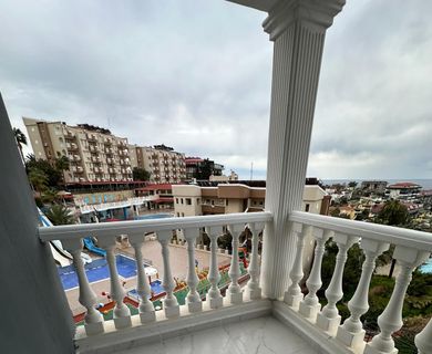 Wohnen mit Aussicht: Modernes Apartment in Kestel