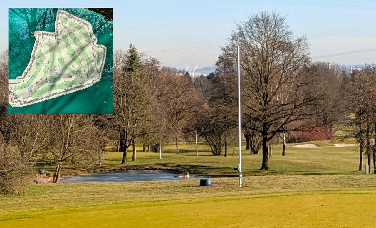 Gofplatz mit Blick zur Wohnanlage