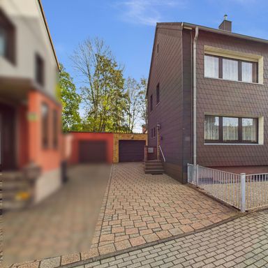 Charmantes 1–2-Familienhaus mit Garten, Garage und ausbaufähigem Dachgeschoss in Langerwehe!